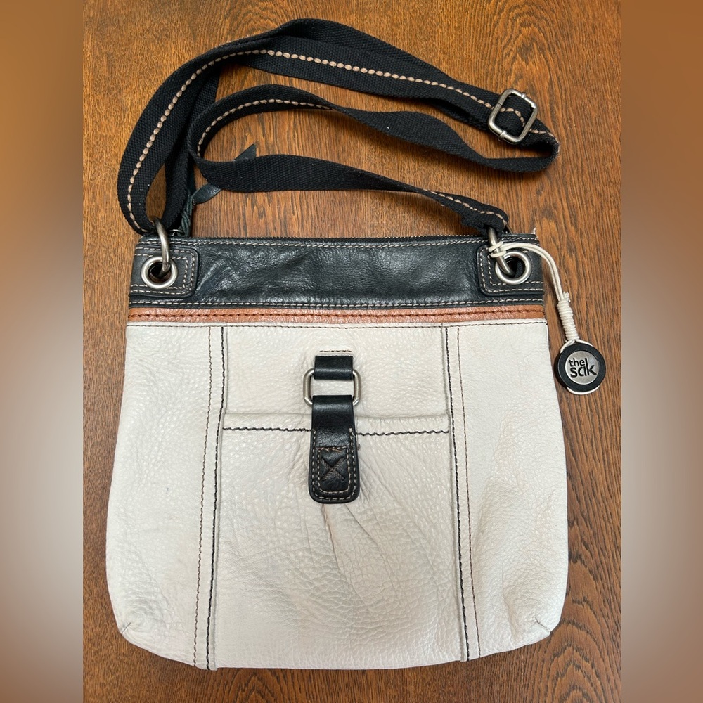 The Sak Vintage BoneWhite/Brown/Black Leather Crossbody. Match brn/blk web strap